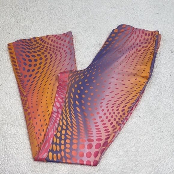 H&M Floral Print Flare Legging(Size Medium) - Picture 3 of 6